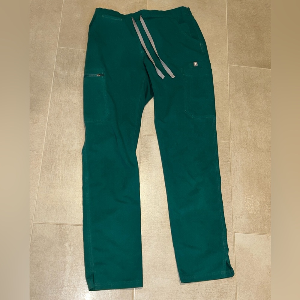 Figs hunter green yola scrub pants XS